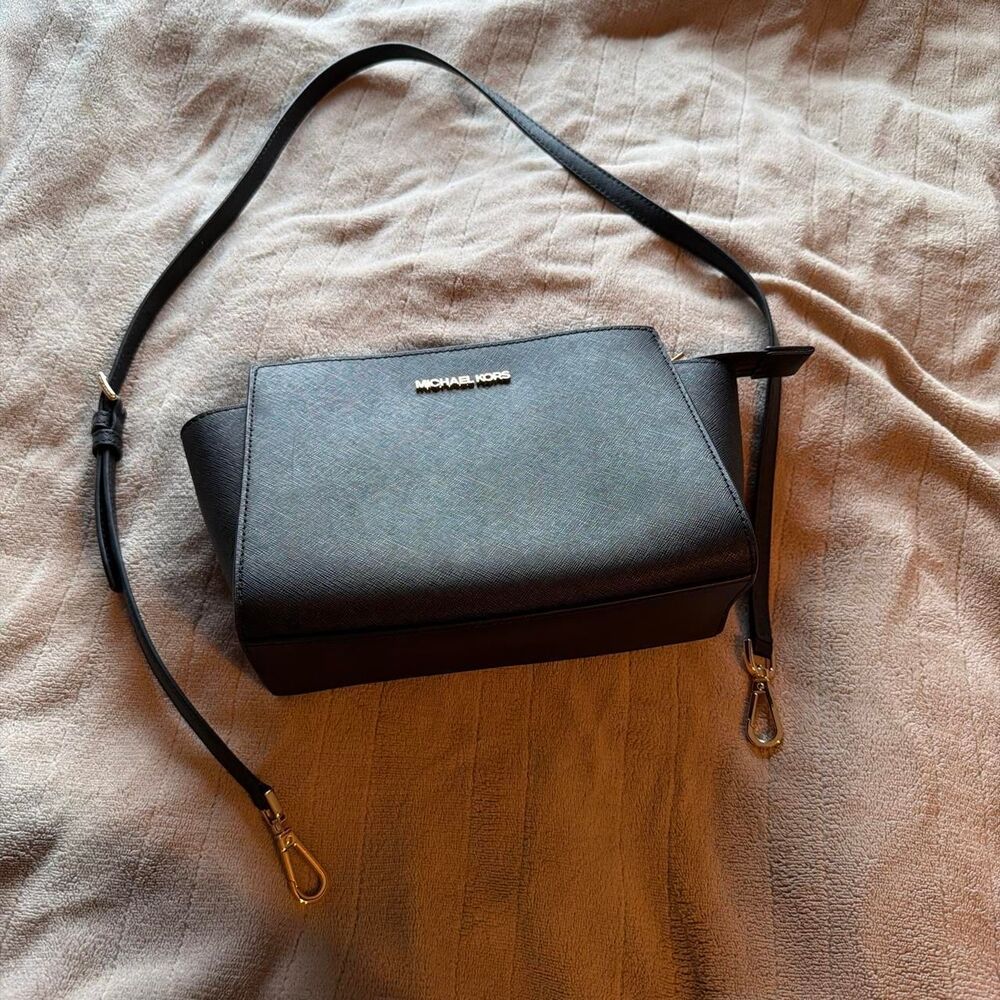 Michael Kors Selma Bag